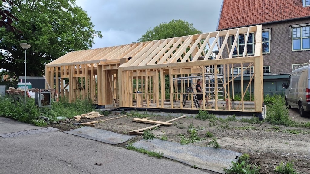 HSB Casco sporenkap in aanbouw